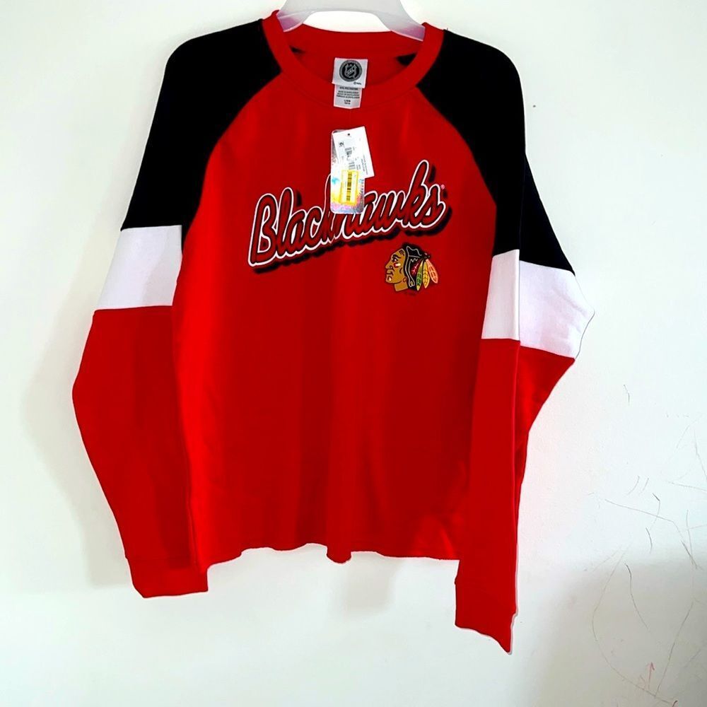 NHL CHICAGO BLACKHAWKS SIZE S 4/6 NWT looks like unisex